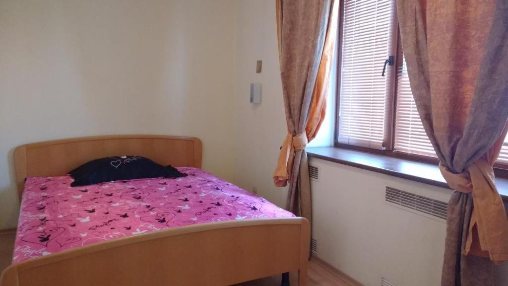 Бастионная 1/36 Apartment Киев Екстериор снимка